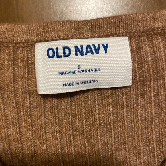***2/$20***Old navy fitted/cropped sweater NWT - Picture 2 of 3